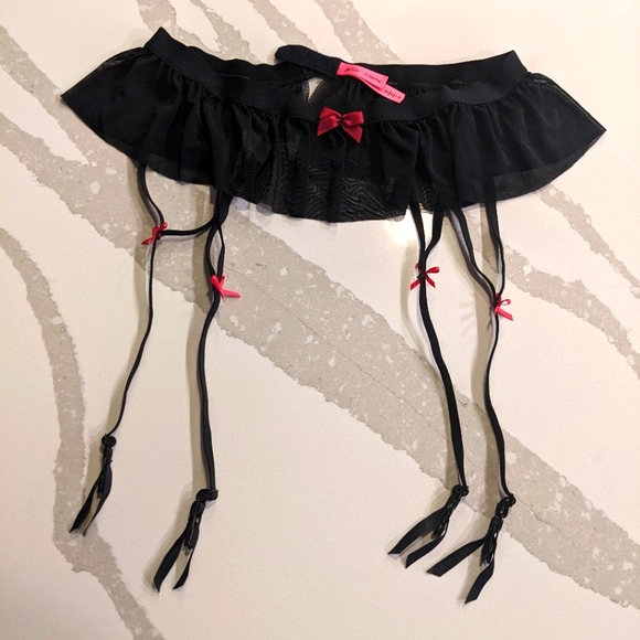 Betsey Johnson Other - LAST CHANCE Betsey Johnson Garter